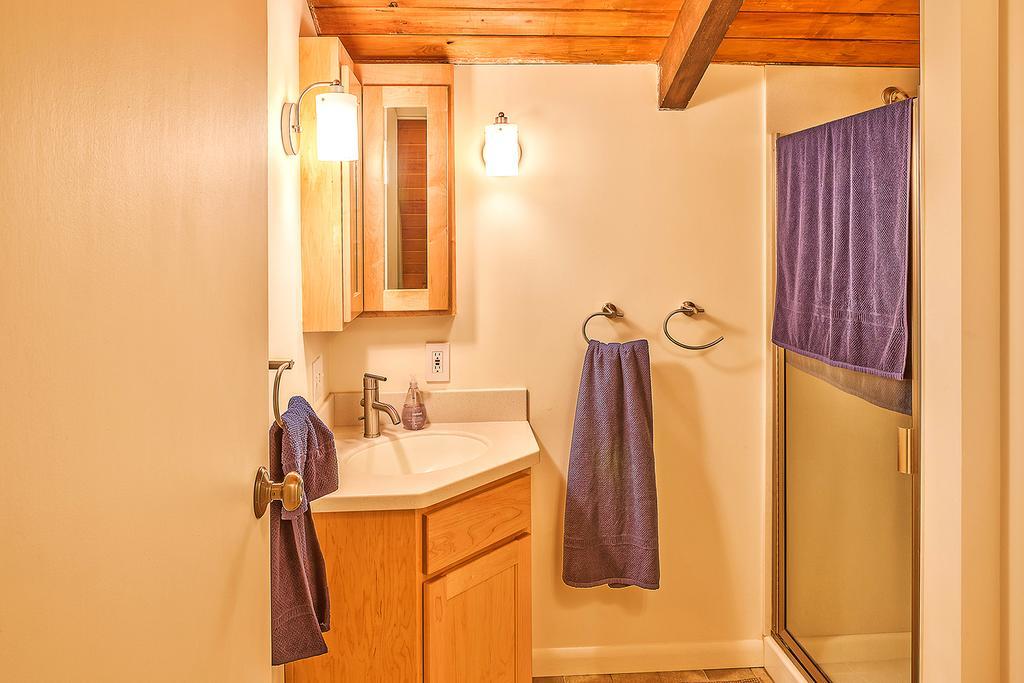 Greenwater Four Stone Lodge מראה חיצוני תמונה
